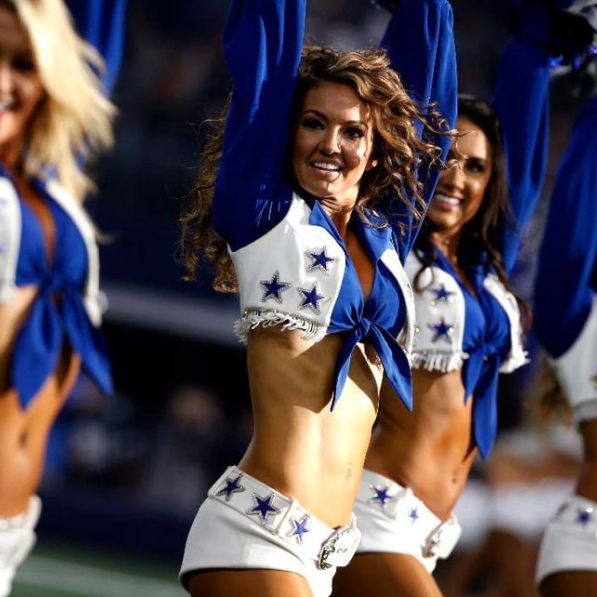 Ex-Dallas Cowboys cheerleader sues team for unequal pay - Sports