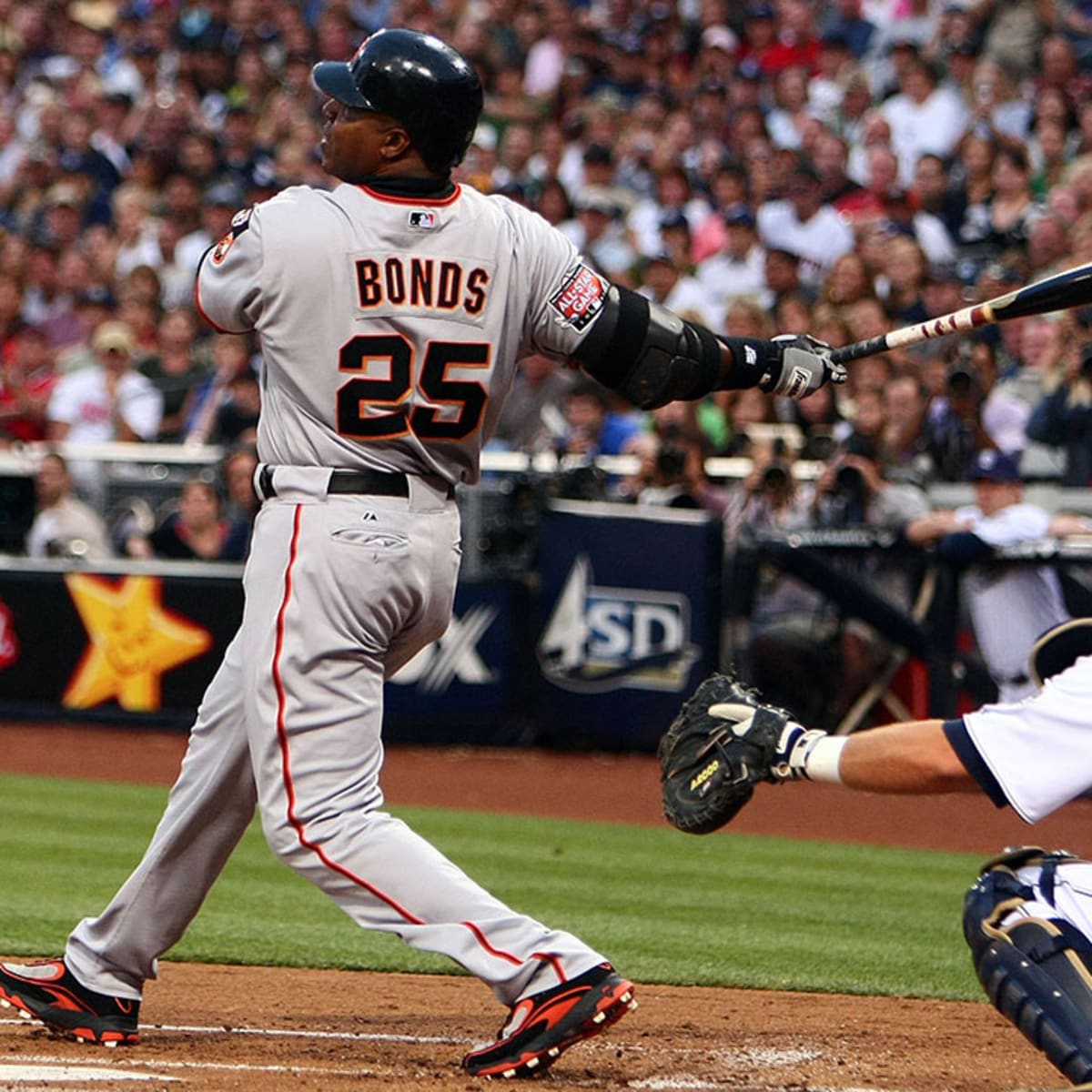 San Francisco Giants will retire Barry Bonds' No. 25 jersey in