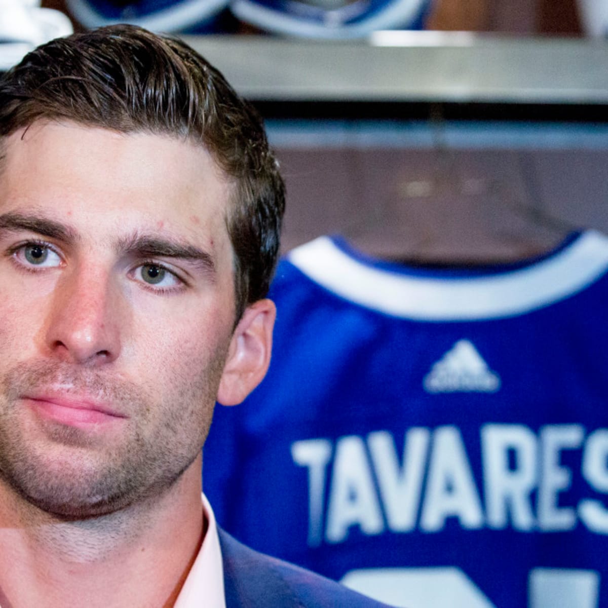 John Tavares of the Toronto Maple Leafs along with his wife Aryne and  News Photo - Getty Images