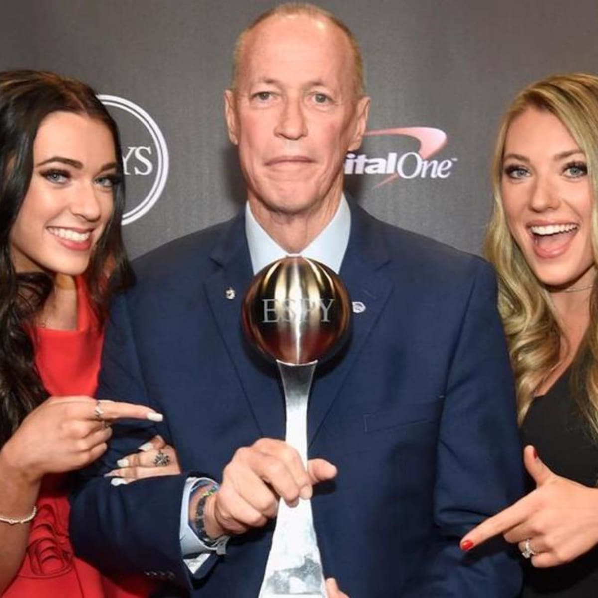 Lifetime Achievement Award: Jim Kelly never had silver spoon