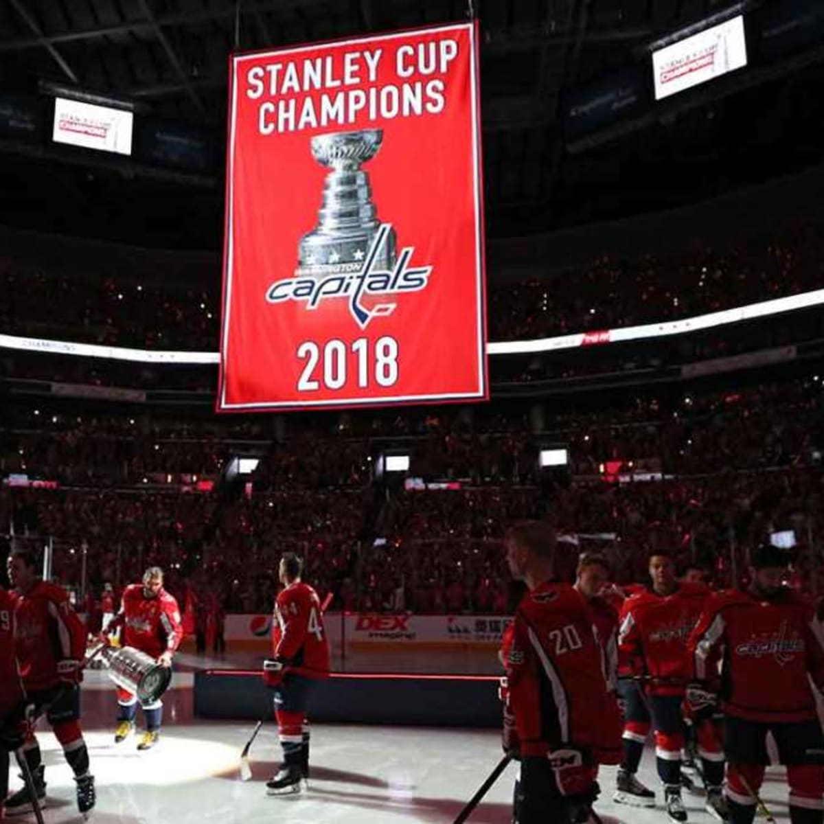 Capitals raise Stanley Cup title banner as NHL season begins, Golden  Knights/NHL