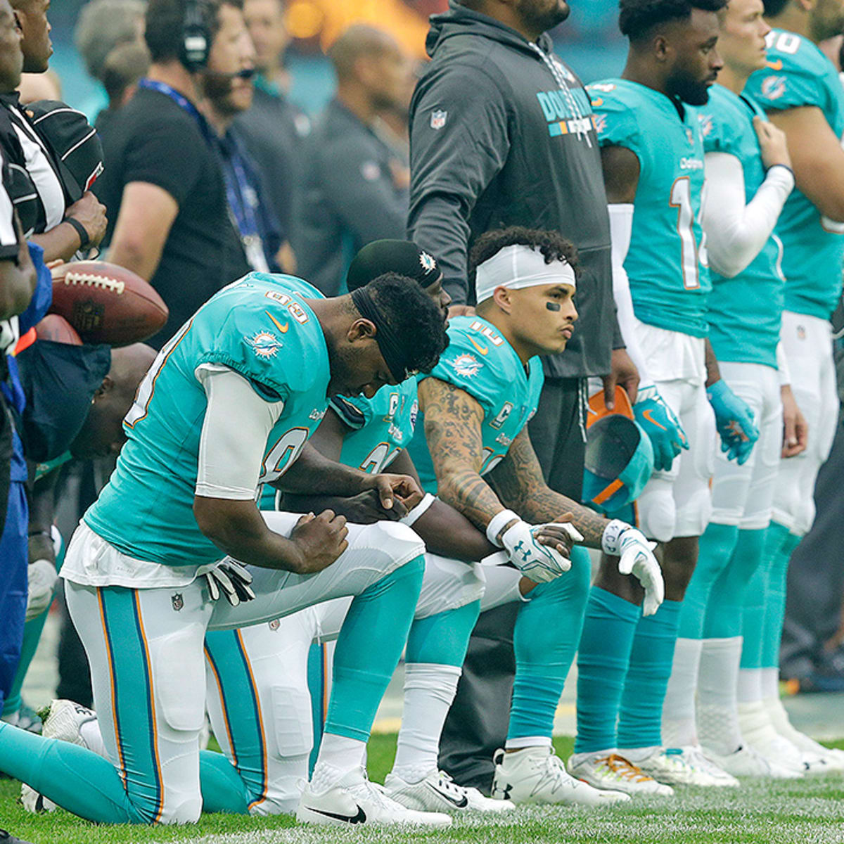 NFL World Reacts To National Anthem Before NFC Championship - The Spun:  What's Trending In The Sports World Today