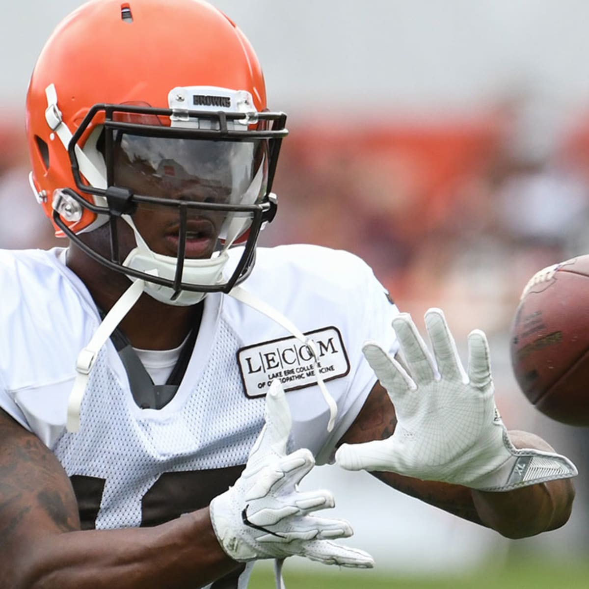 New England Patriots sign former Browns first-round WR Corey Coleman