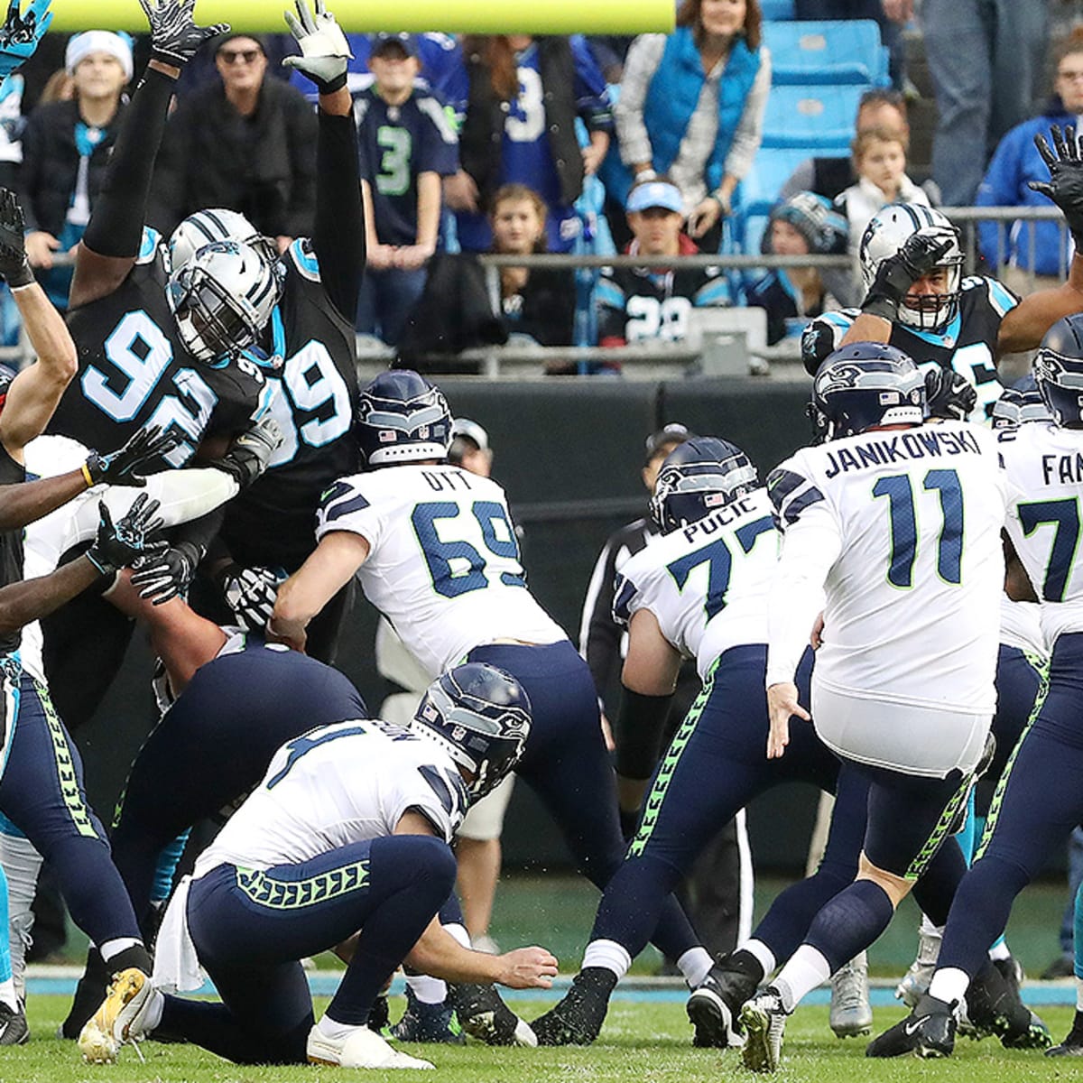 Seattle Seahawks beat the Carolina Panthers 30-27