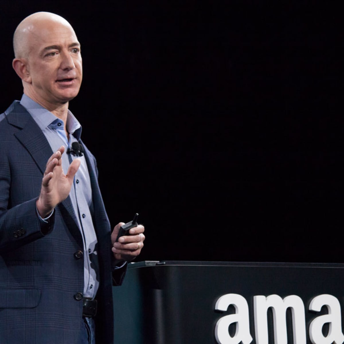 Jeff Bezos, Jay-Z Among Potential Buyers of Commanders