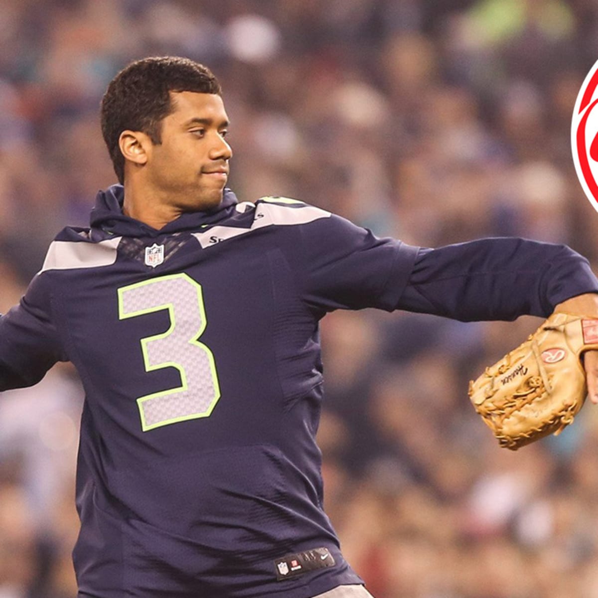Russell Wilson a hit with Rangers, keeps baseball dream alive
