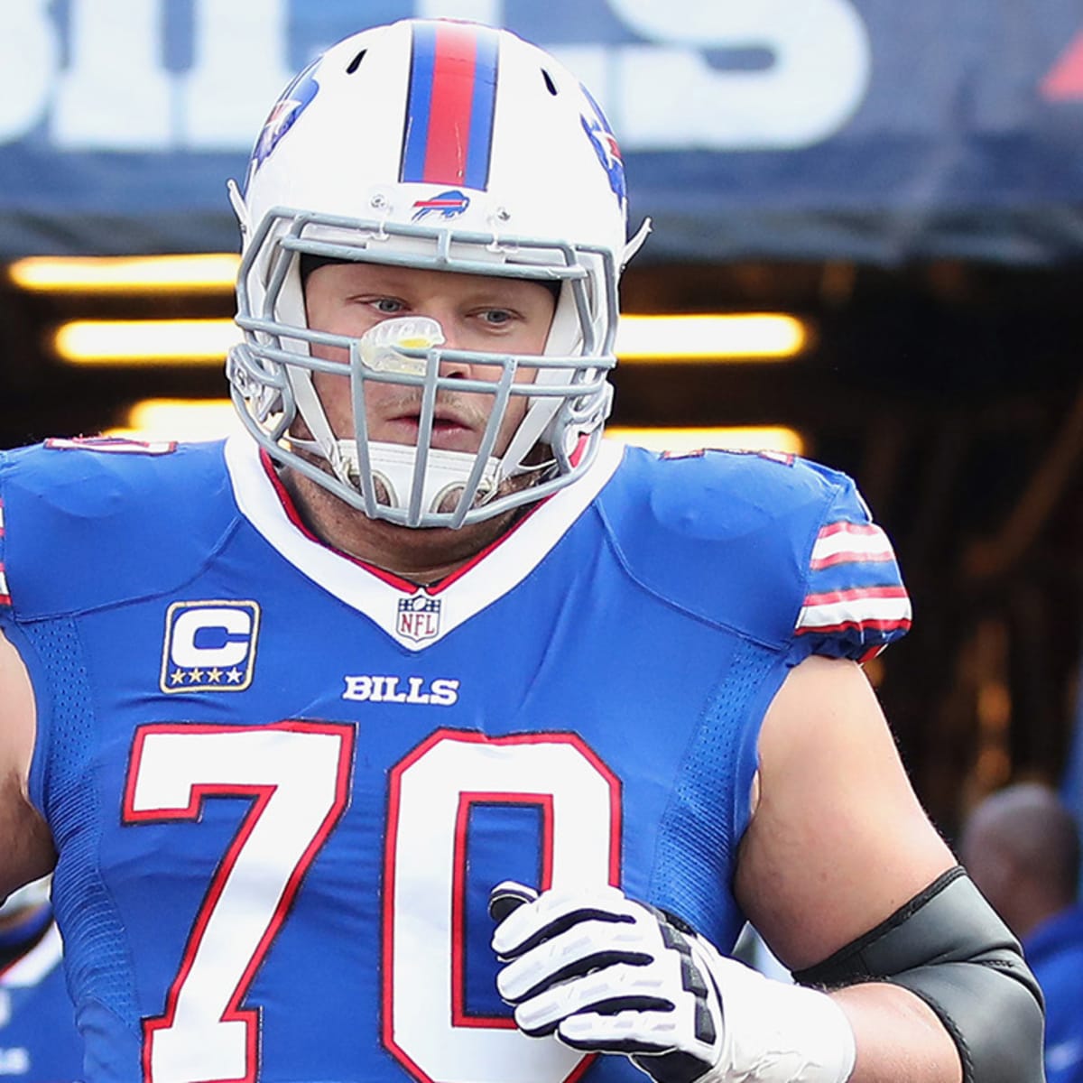 Eric Wood injury: Bills center has career-ending neck issue - Sports  Illustrated