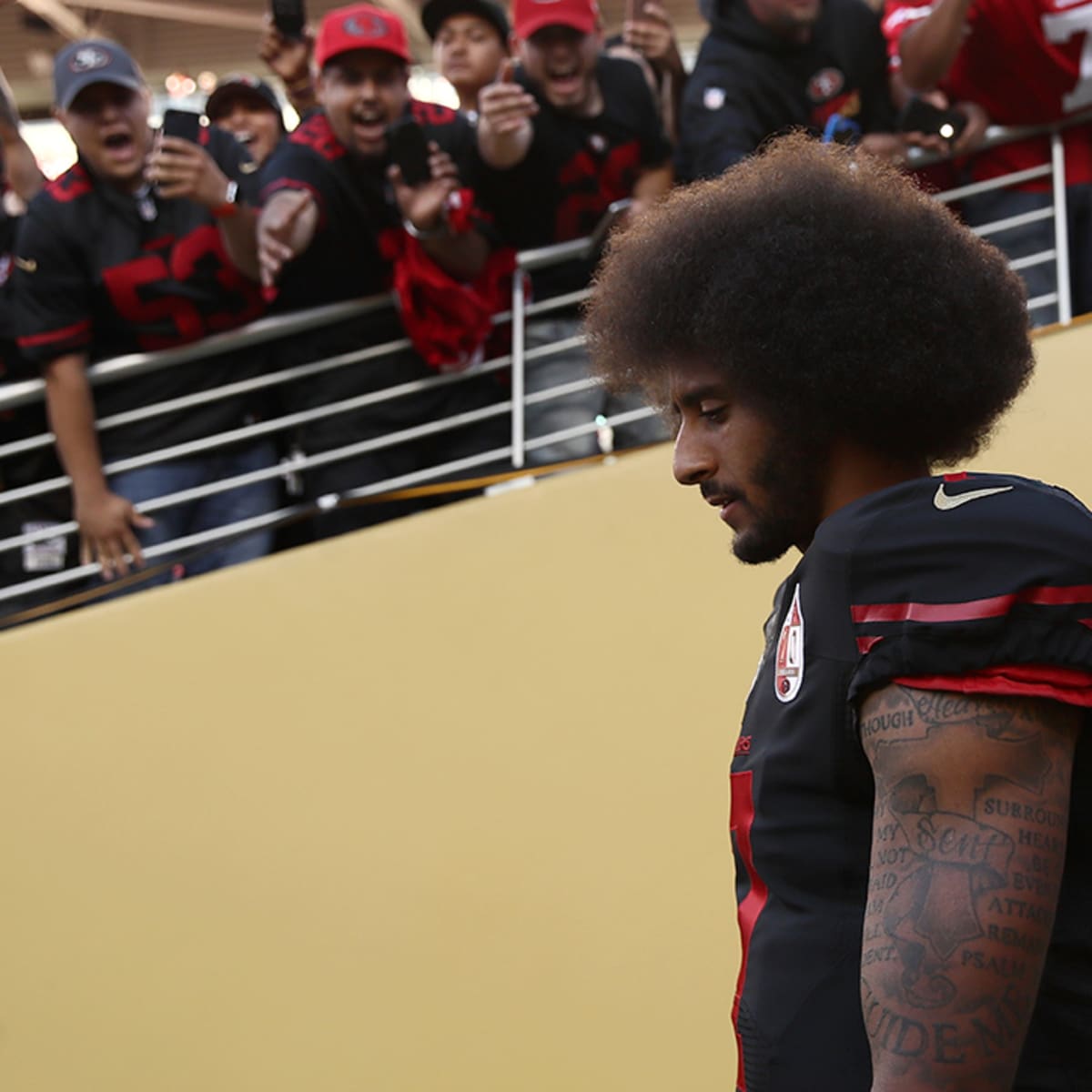 Gambling Site Gives Prediction of Where Colin Kaepernick Will Sign