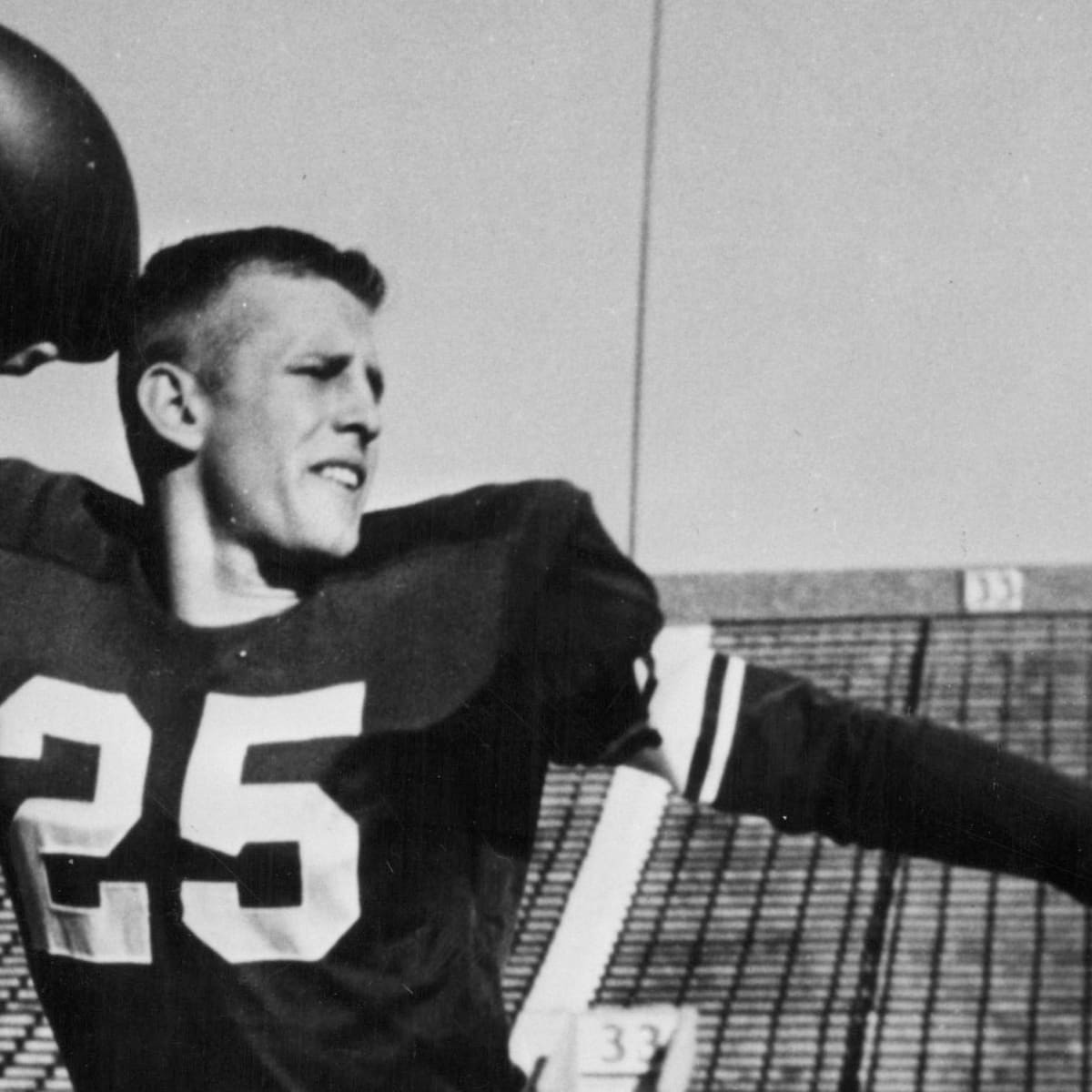 Philadelphia Eagles star Tommy McDonald had CTE. At what point is  football's cost too great?