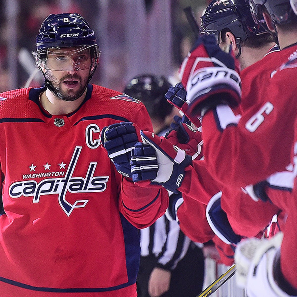 Alex Ovechkin's Record Quest Headlines NHL's 2023-24 Race to 50