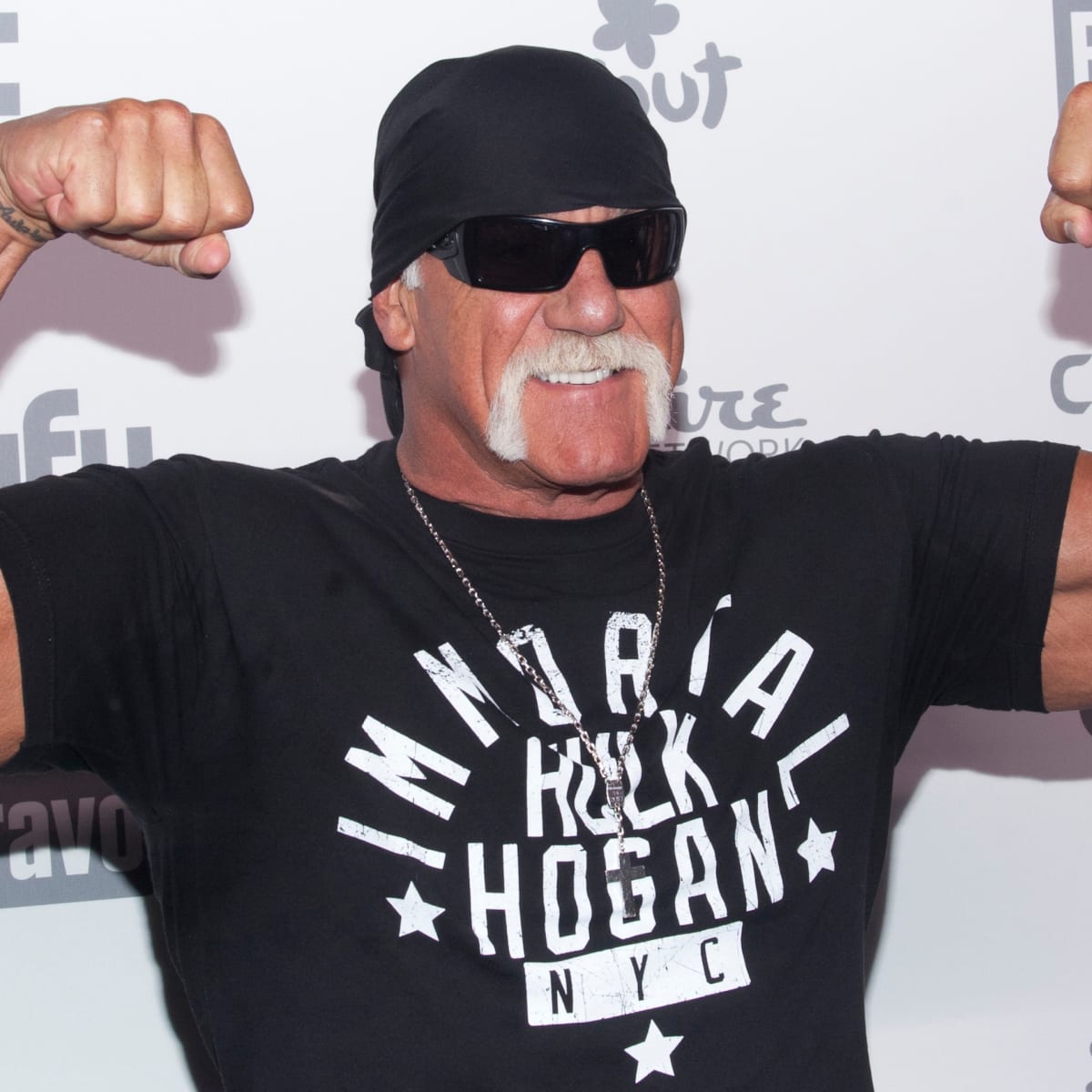 Hulk Hogan addresses racist sex tape in speech (video) - Sports Illustrated