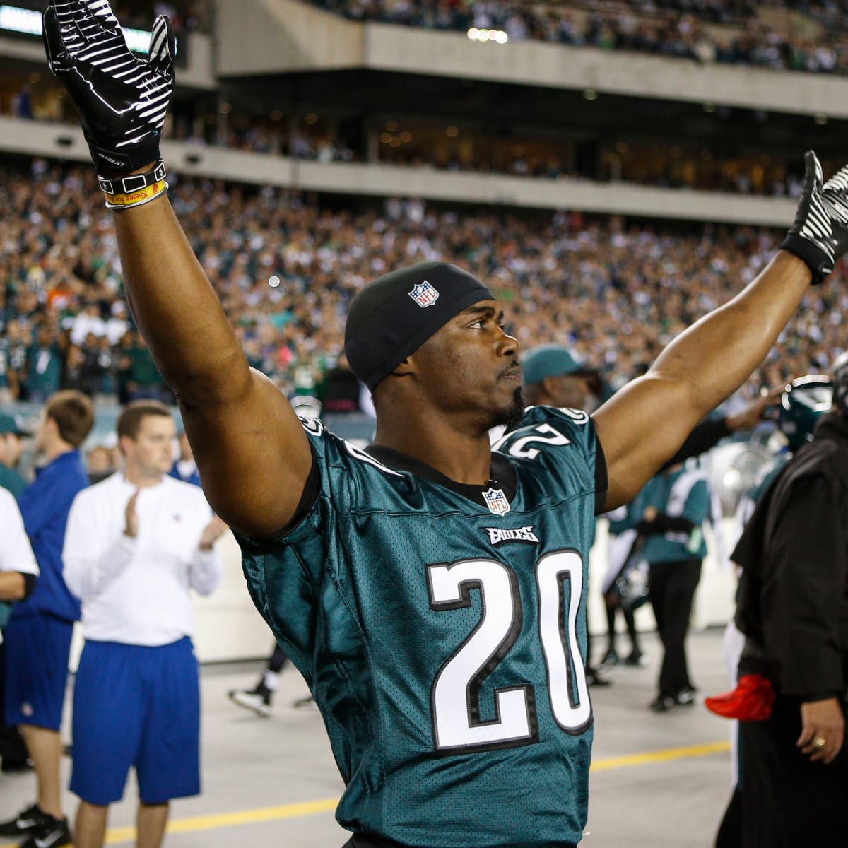 Brian Dawkins gets the Eagles pumped for Saturday