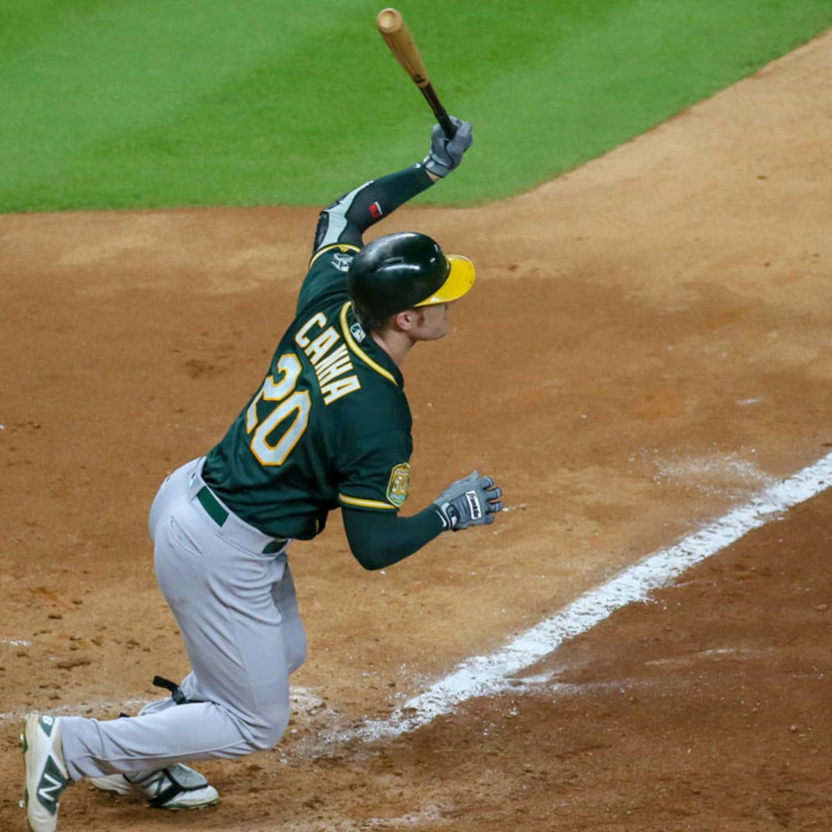 Milwaukee Brewers Mark Canha had an epic bat flip for his go-ahead gra