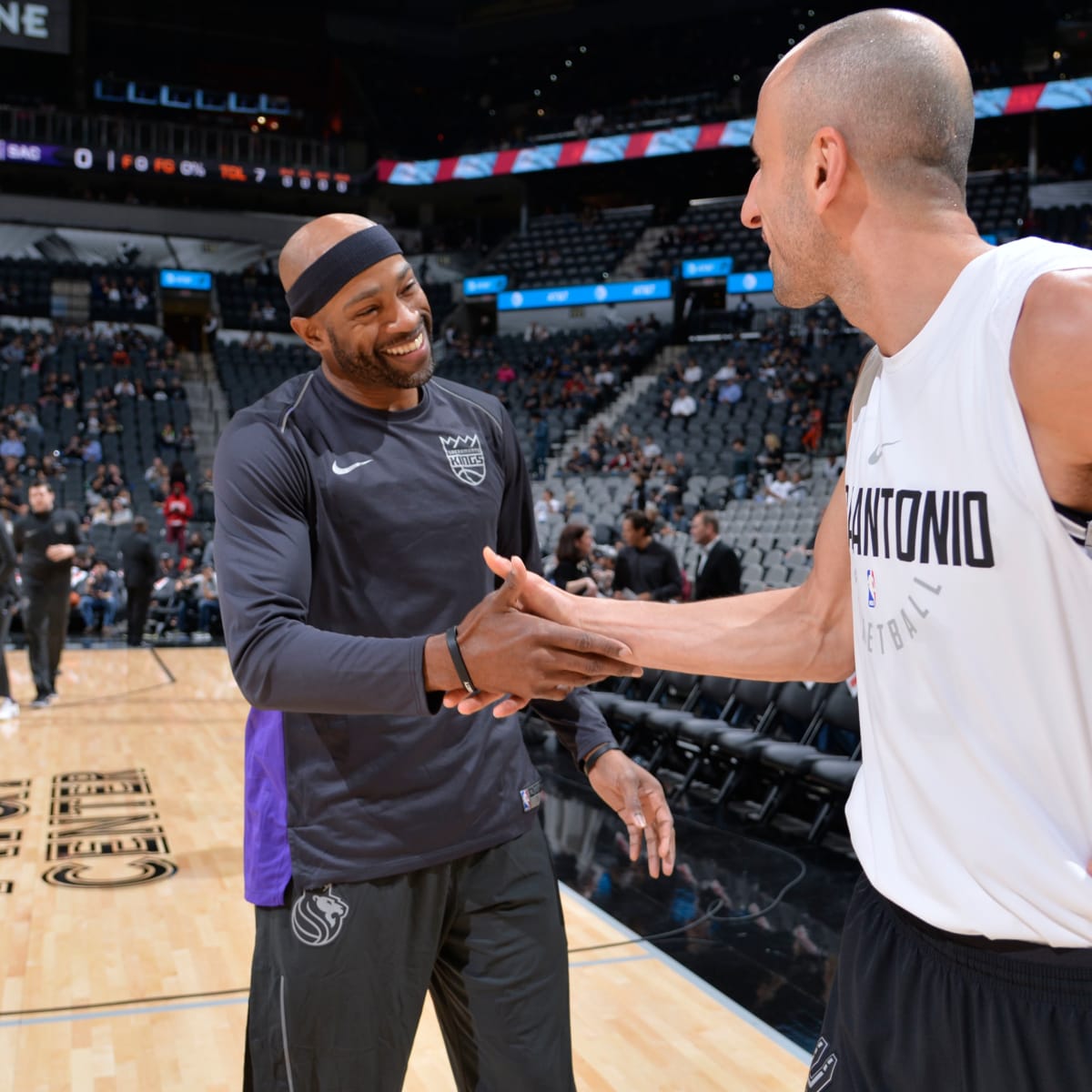 Vince Carter Signs With Sacramento Kings, Will Play 20th NBA