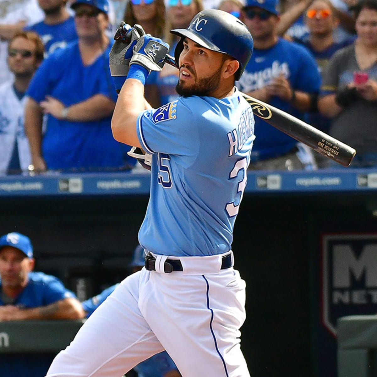 Eric Hosmer, No Longer Needed in San Diego, Will Fill a Hole in Boston