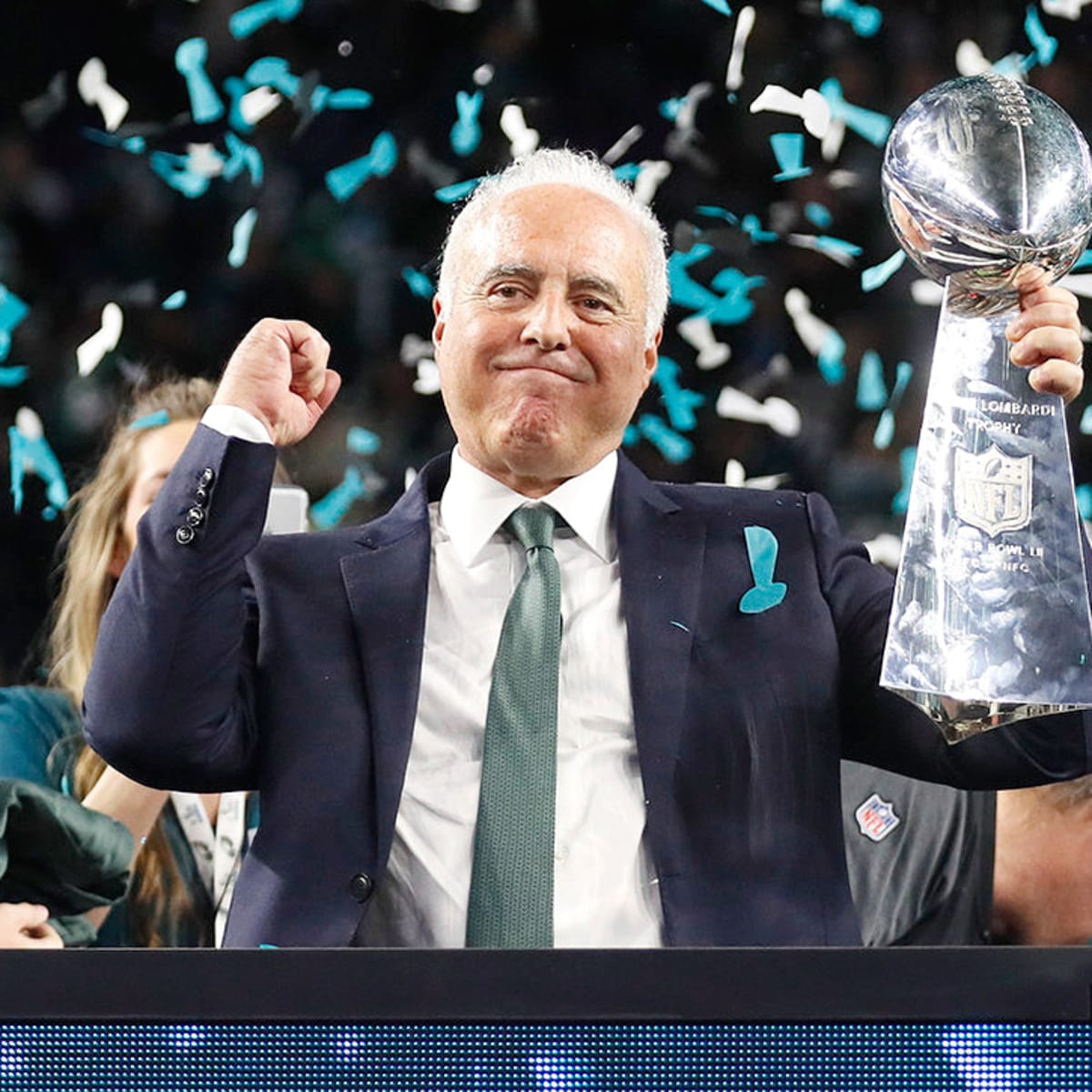 Eagles' pattern under Jeffrey Lurie means uncertainty for Nick