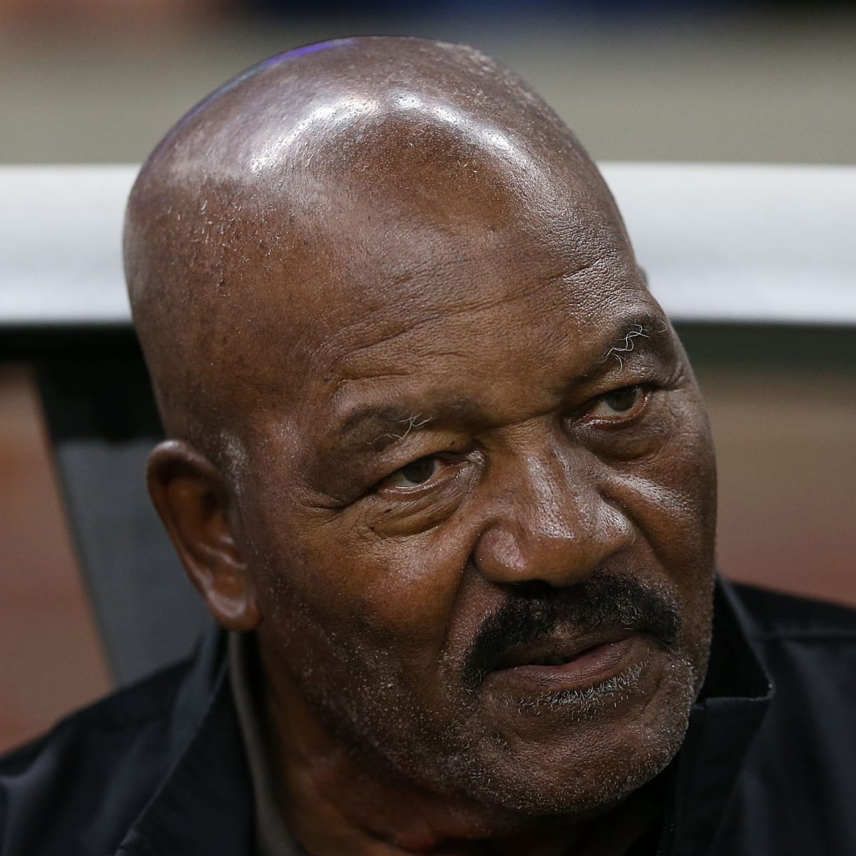 Jim Brown praises Colin Kaepernick, but cautions about protests