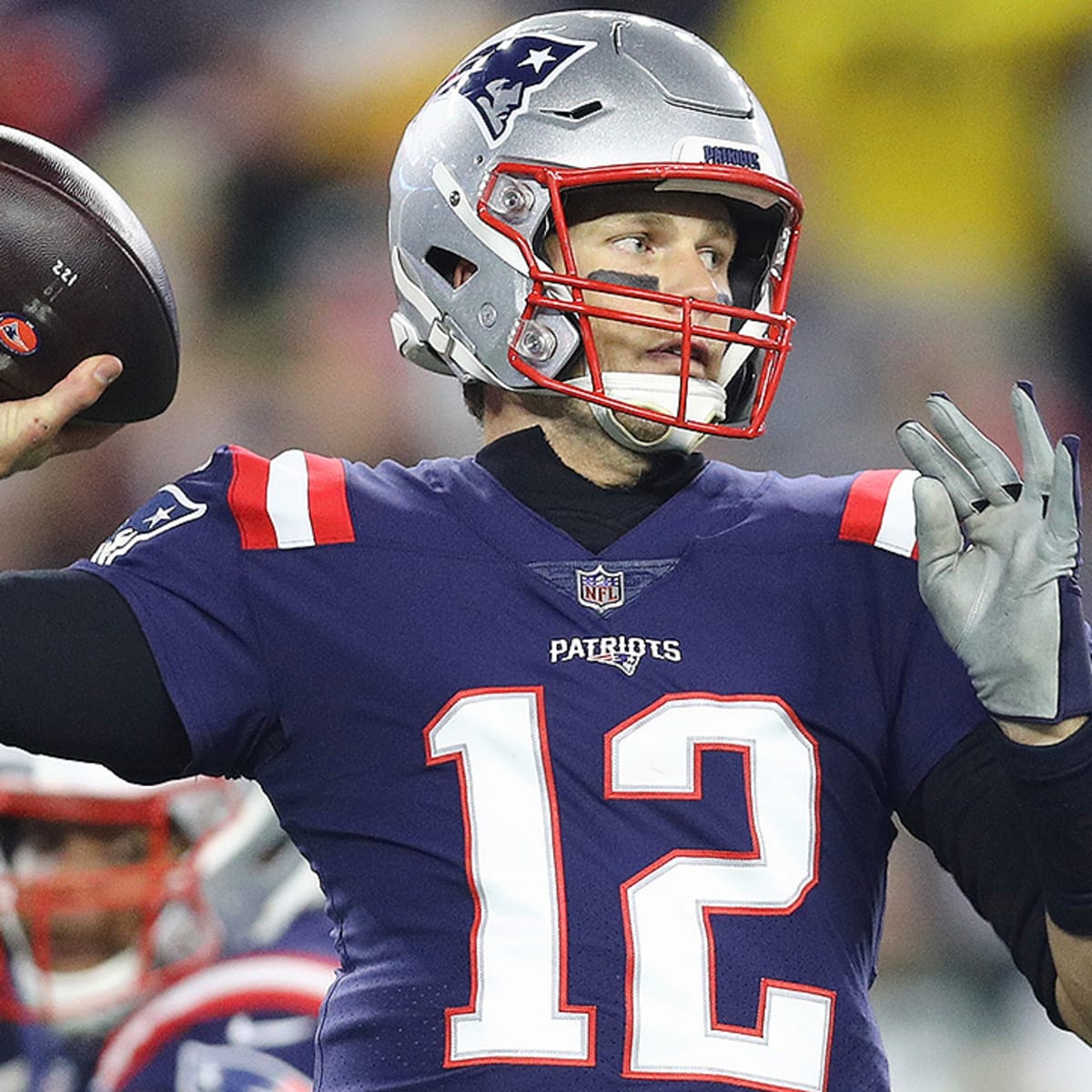 Two real goats in Tom Brady and Aaron Rodgers shirts battled on 'SNF'