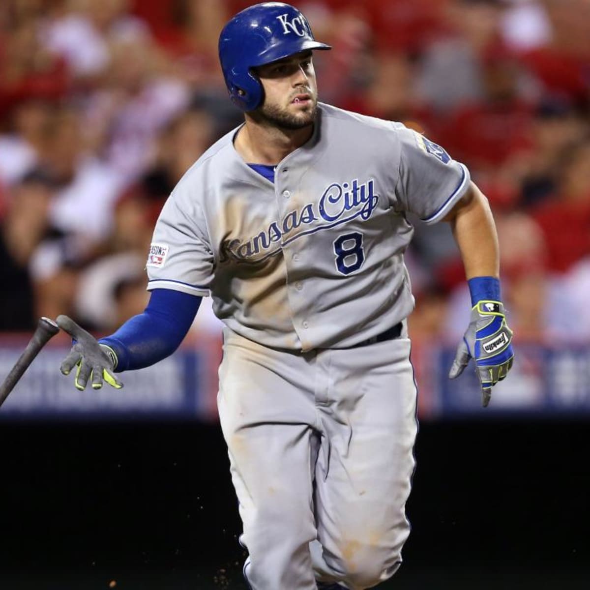 Brewers acquire Royals third baseman Mike Moustakas