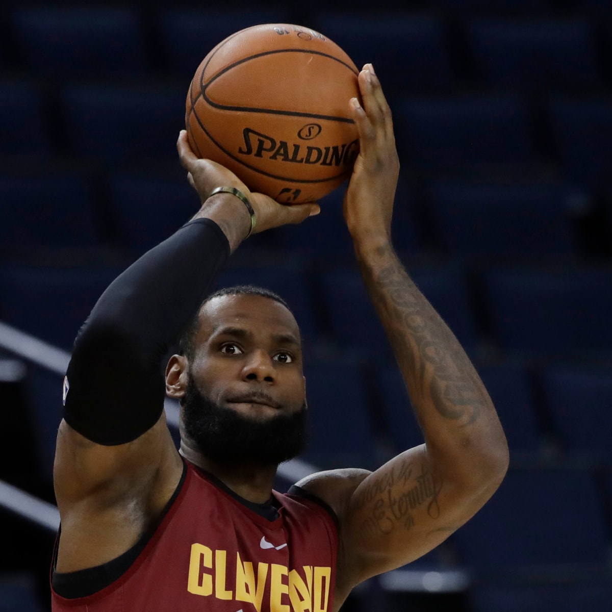 LeBron James extension: Lakers star should not rush decision - Sports  Illustrated