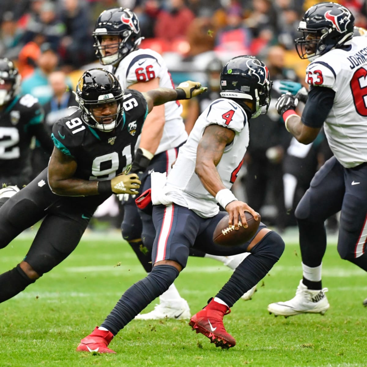 Texans' Deshaun Watson sacked 6 times in loss