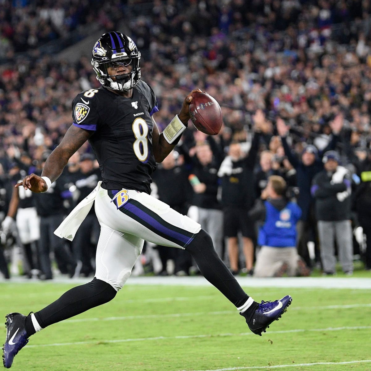 Baltimore Ravens' Lamar Jackson ties franchise record for touchdown passes  in blowout of Jets 