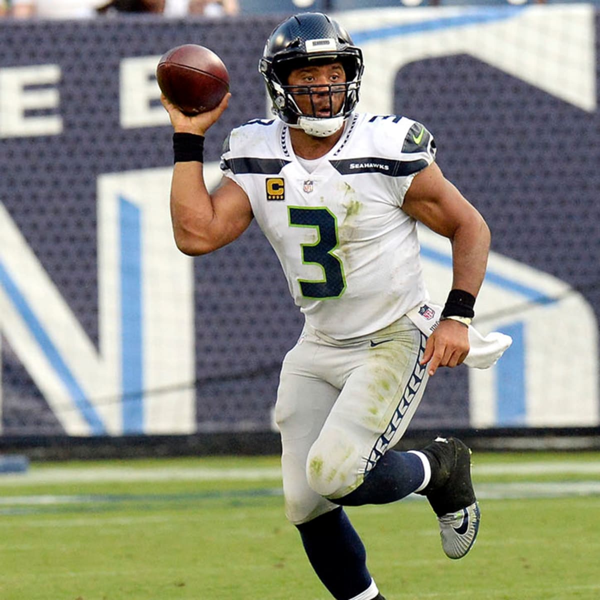 Seahawks-Giants live stream (10/2): How to watch Monday Night Football  online, TV, time 