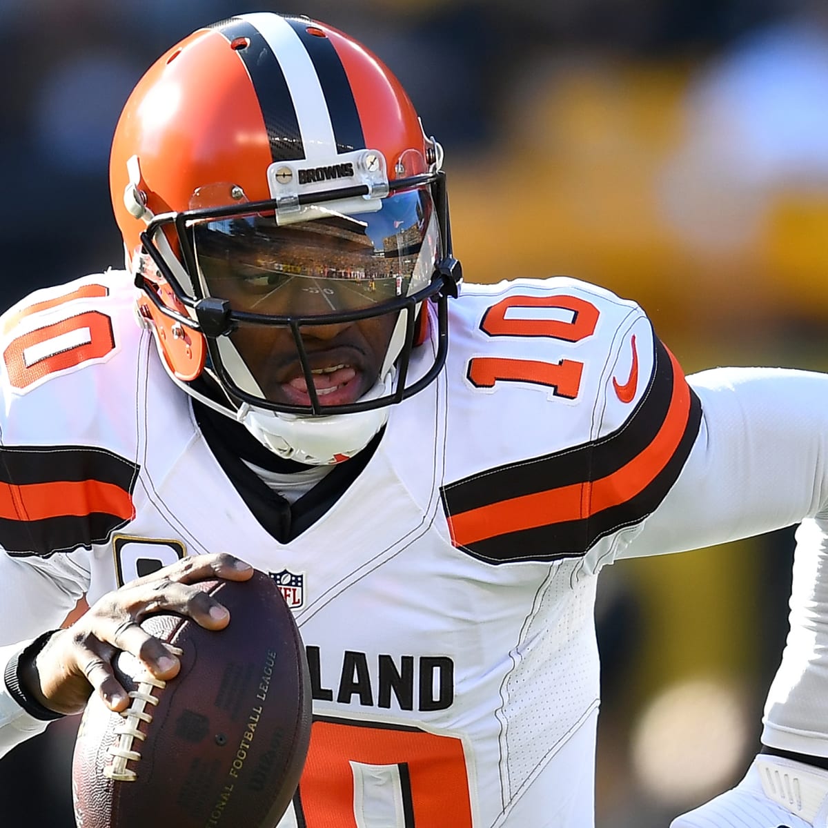 Robert Griffin III Visits Browns