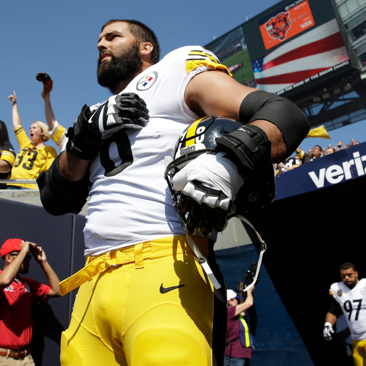 What would the return of Alejandro Villanueva mean for the Steelers?