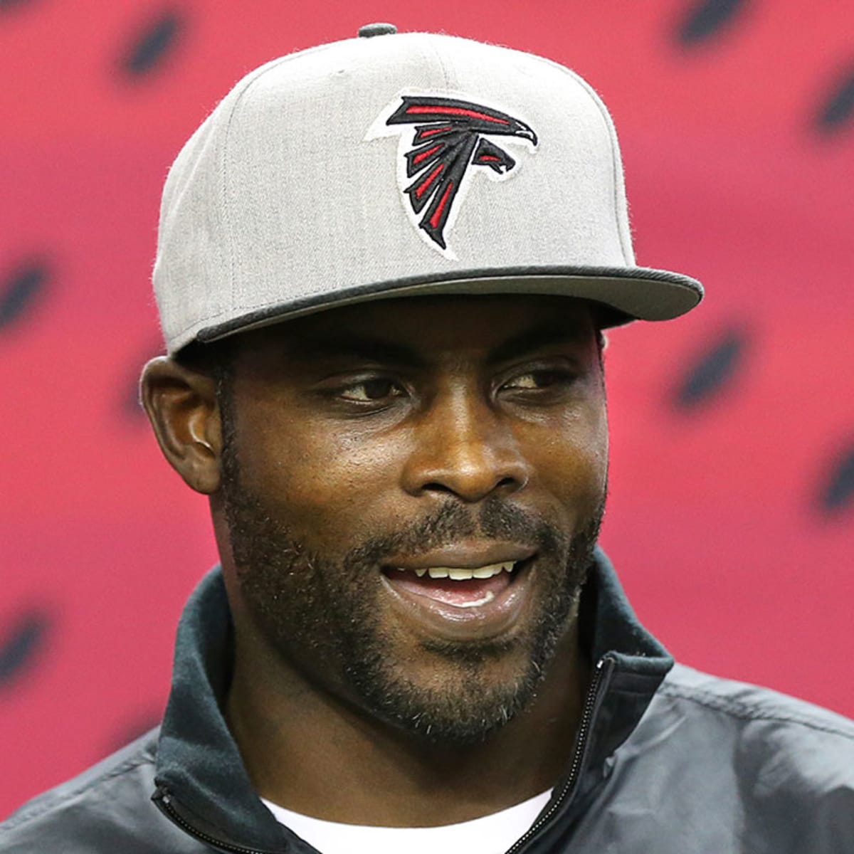 Michael Vick: Biography, NFL Quarterback, Fox Sports Commentator