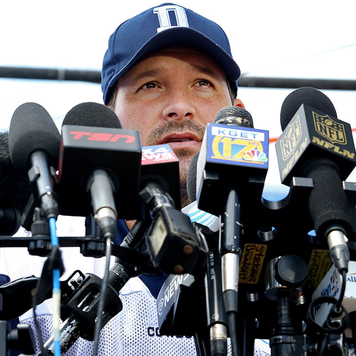 What Tony Romo would've changed if had signed with Texans, not retired 