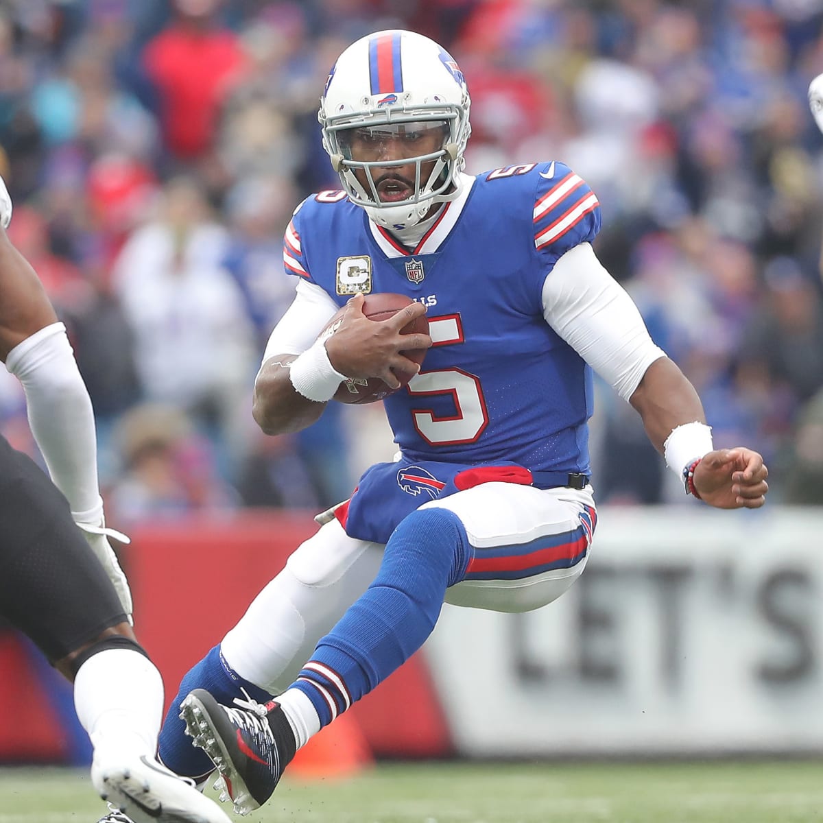 Bills bench QB Tyrod Taylor in favor of Nathan Peterman