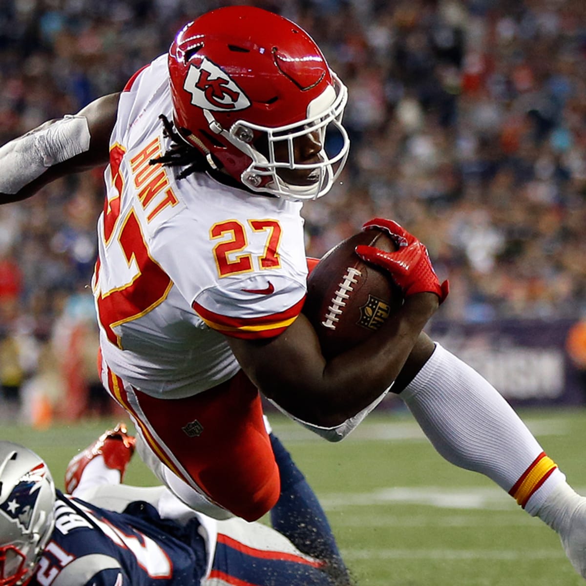 Kansas City Chiefs star Kareem Hunt fired after video shows him