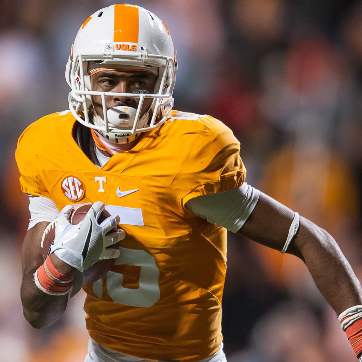 Watch: VFL Jauan Jennings Punched By Jaguars Defender, Leads To