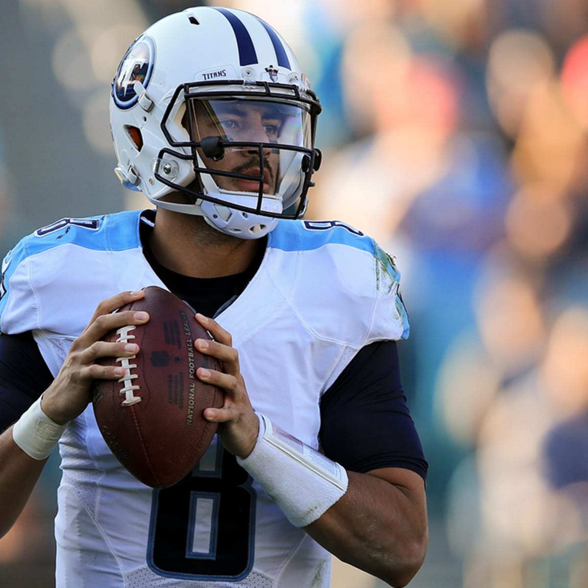 Titans QB Marcus Mariota, WR Tajae Sharpe Training in L.A.