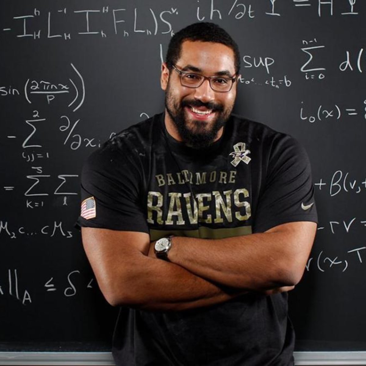 For Ravens' John Urschel, Playing in the N.F.L. No Longer Adds Up - The New  York Times