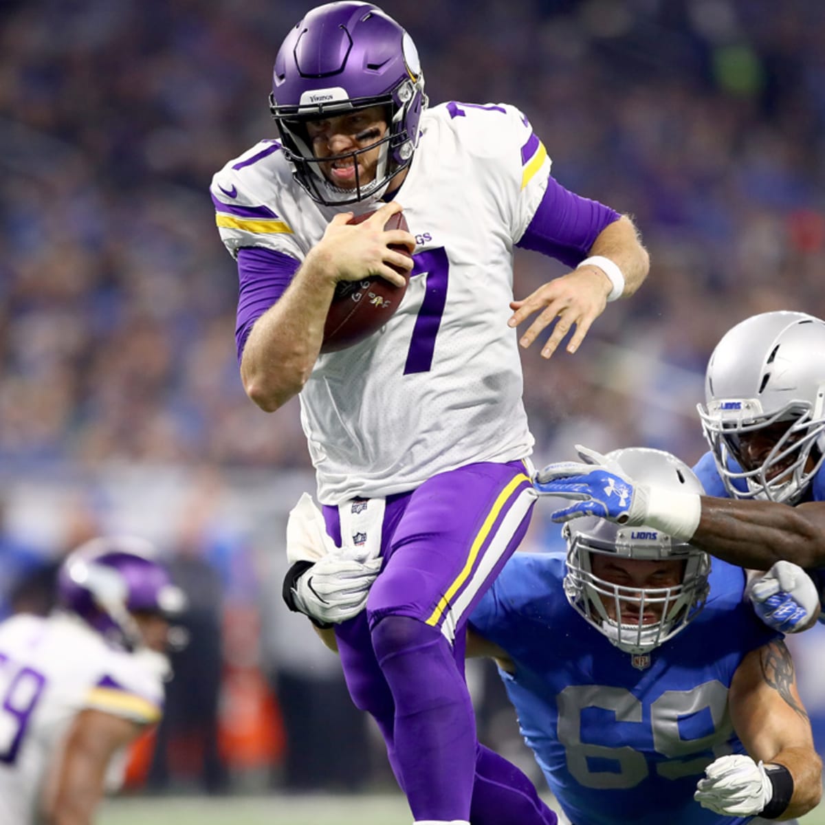 Vikings streaking; Lions, too