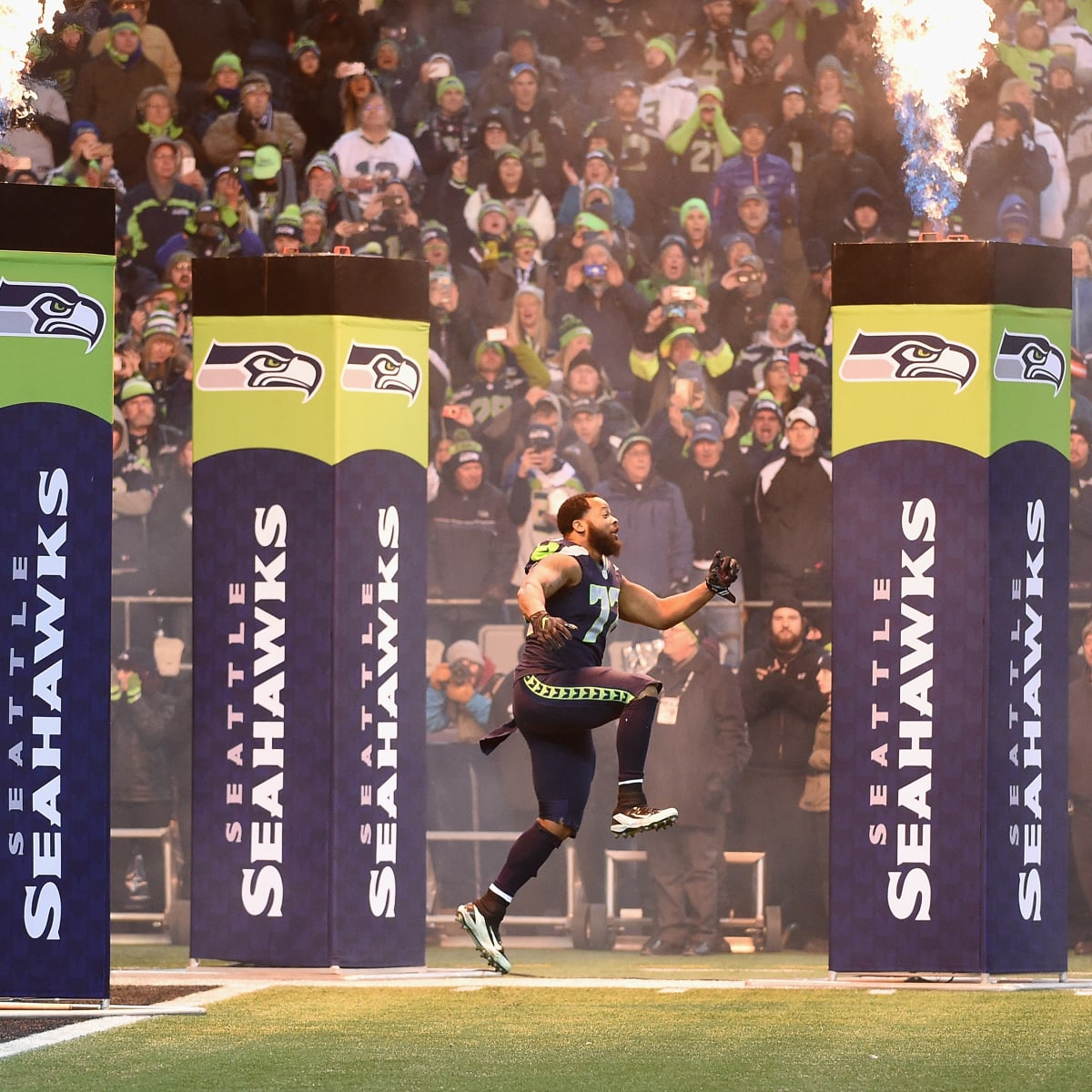 60 Record-Breaking Moments: When Seattle Seahawks fans created an  earthquake