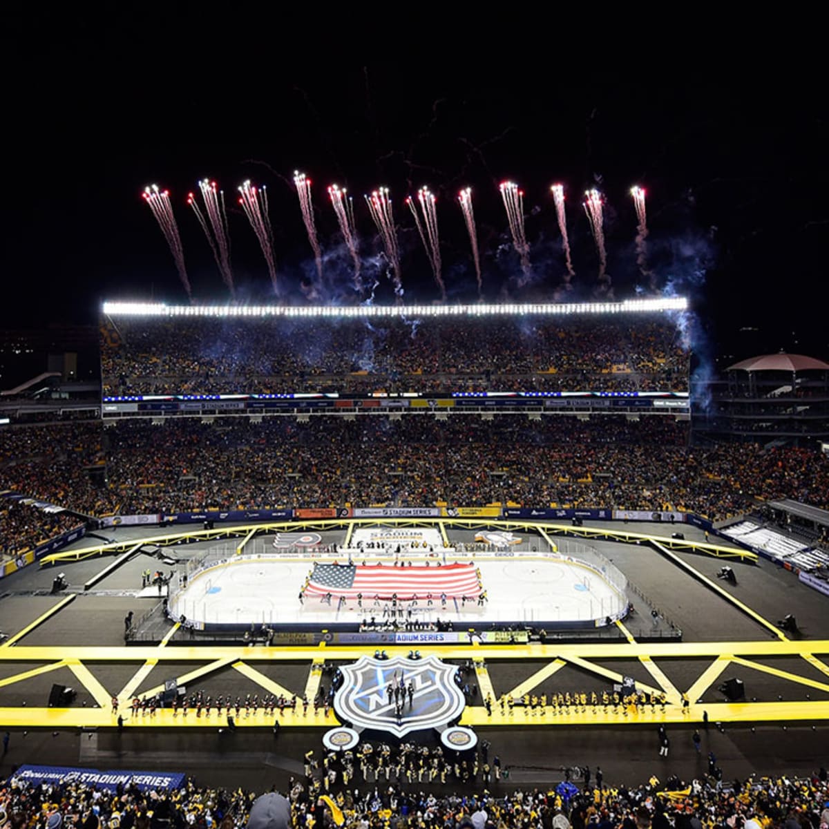2014 Pittsburgh Penguins Stadium Series Second Period Game Worn