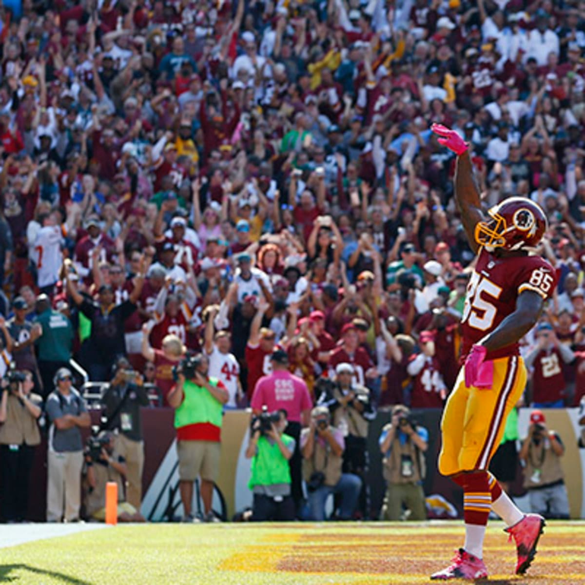 Vernon Davis got fined $12,000 by the NFL for his sweet jump shot