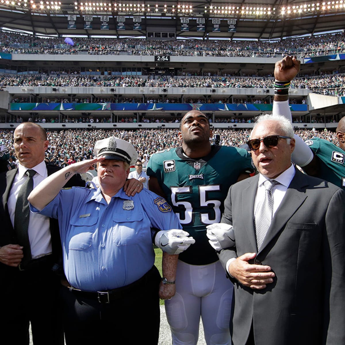 Philadelphia Eagles players kneel during the national anthem prior to an  NFL football game against the Arizona Cardinals, Sunday, Dec. 20, 2020, in  Glendale, Ariz. (AP Photo/Ross D. Franklin Stock Photo - Alamy