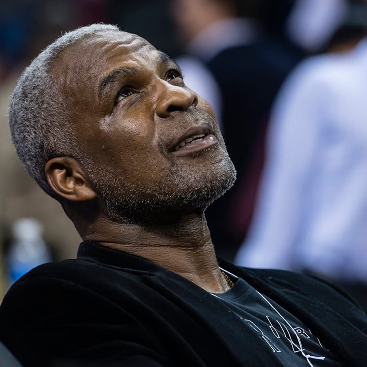 Charles Oakley accepts deal for Madison Square Garden incident - Sports  Illustrated
