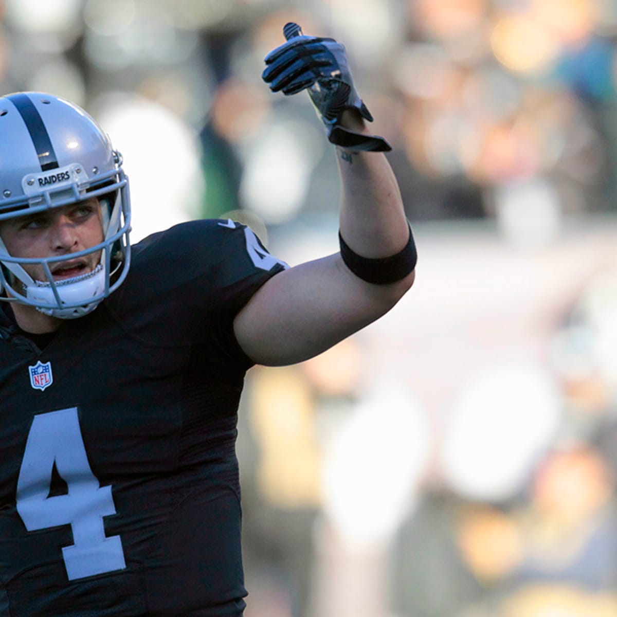 Oakland Raiders Quarterback Derek Carr in good spirits after