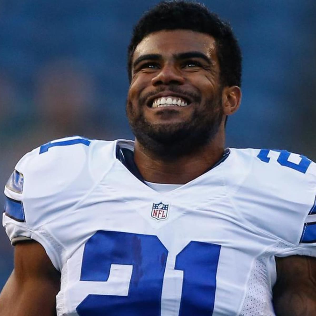 Cowboys Looking Into Ezekiel Elliott's Role in Bar Altercation - The