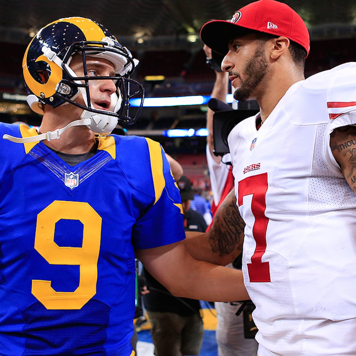 Seahawks sign Austin Davis, reigniting Colin Kaepernick debate - Sports  Illustrated