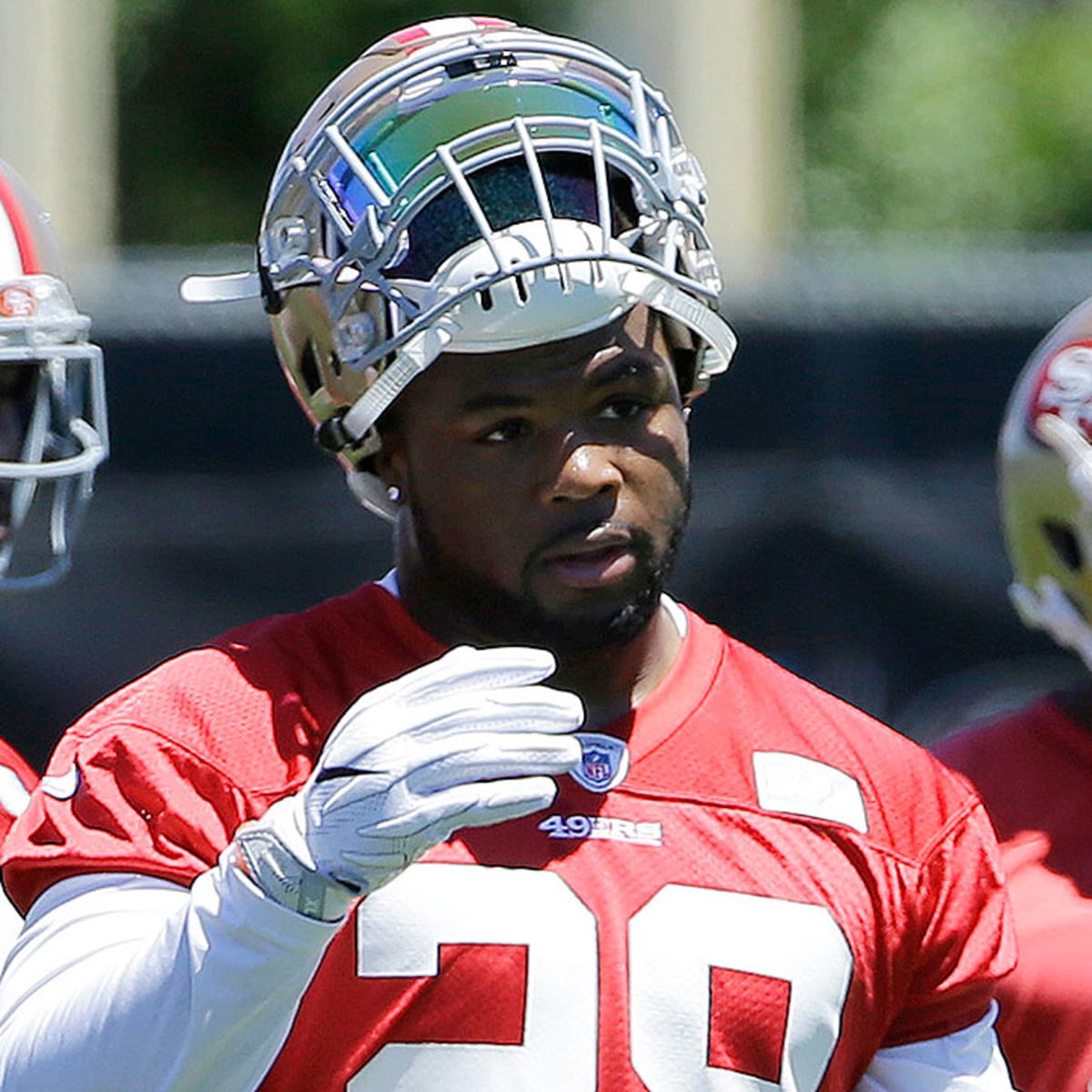 Give up on Carlos Hyde? 49ers GM John Lynch discusses RB