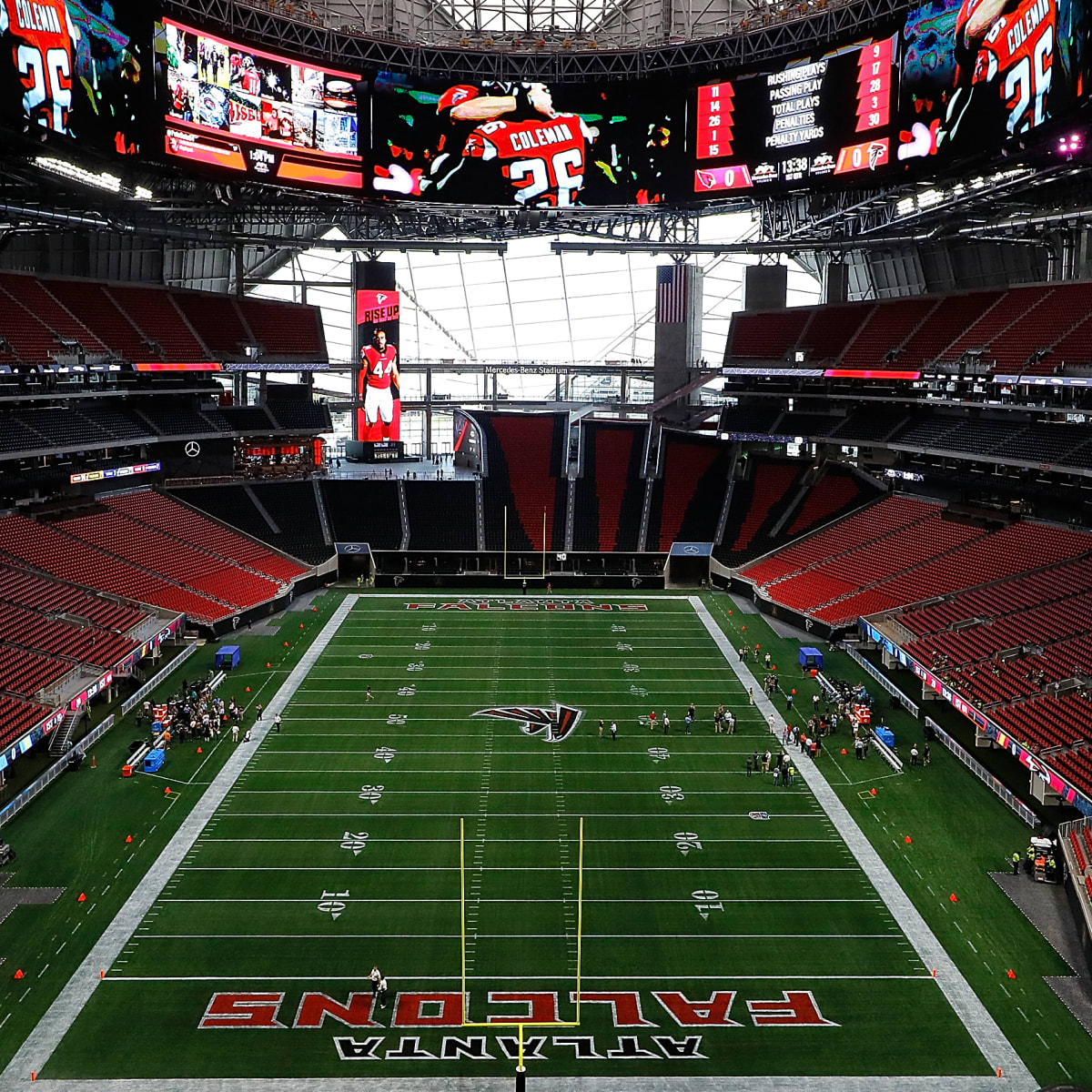 The Falcons' new stadium has all the bells and whistles – and some limited  chicken options