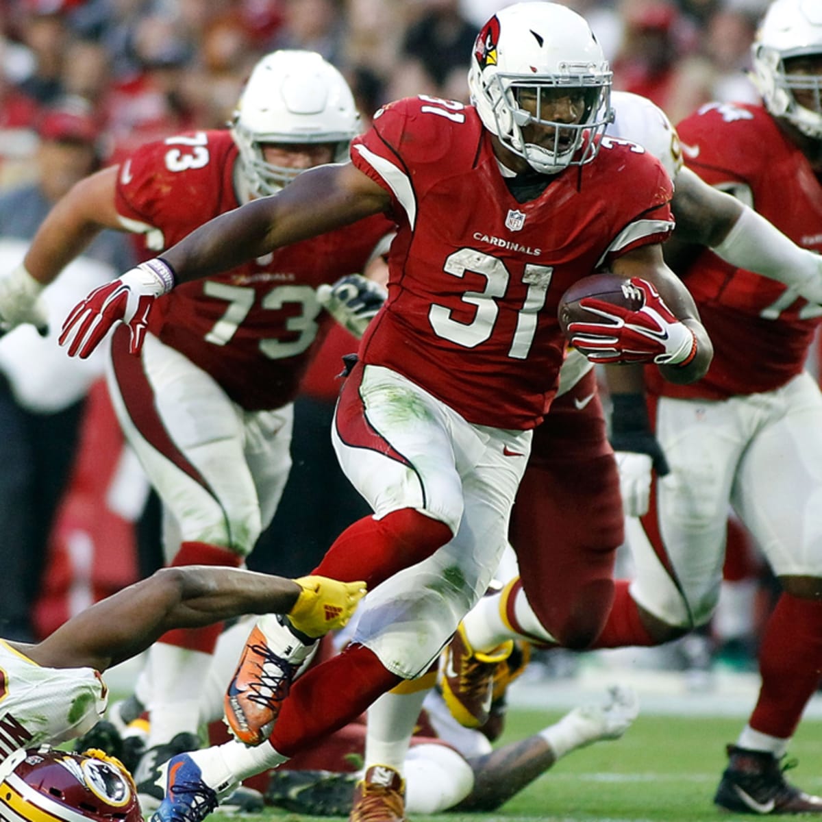Cardinals' Larry Fitzgerald allegedly gives defenders tackling tips