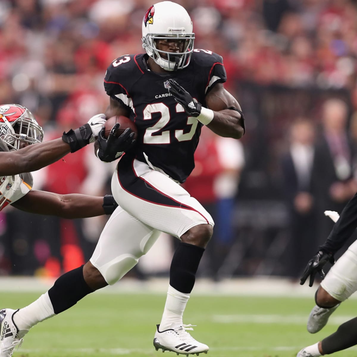 Adrian Peterson breathes life into Arizona Cardinals run game