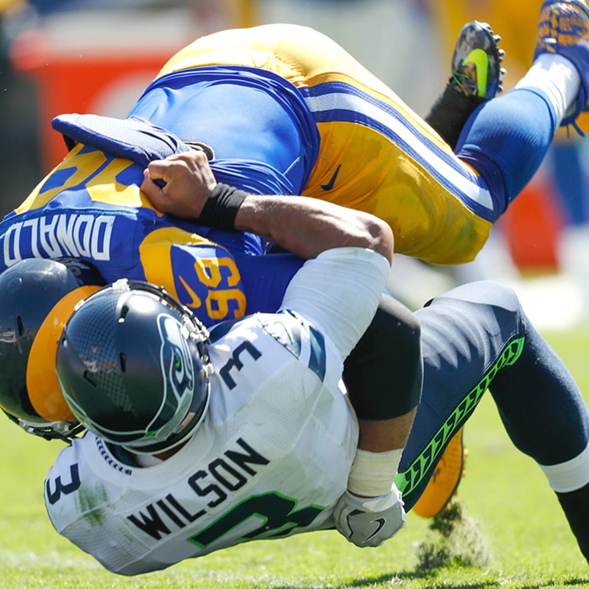 Bills offensive line goes from Rams Aaron Donald to Titans Jeffery